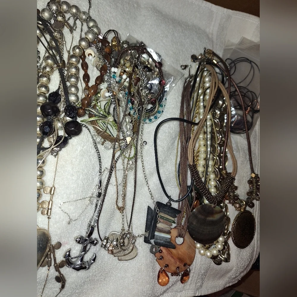 50 Bundle Mixed Fashion Jewelry Earrings Bracelets Necklaces Unlisted Boho Style